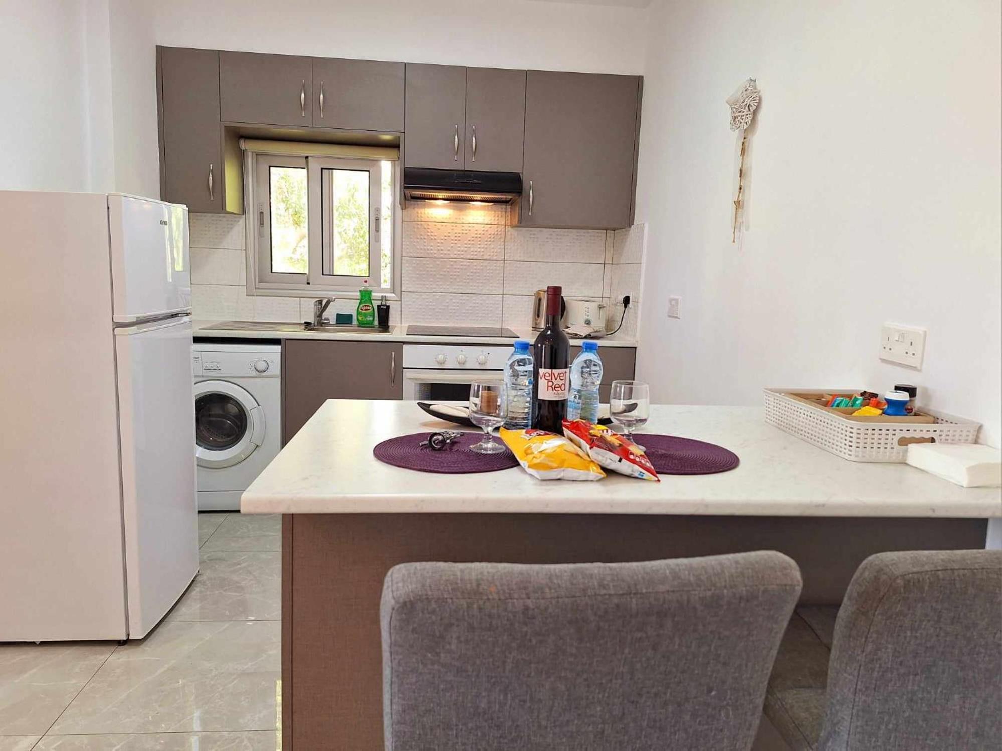 Charming Holiday Retreat Kato Paphos Apt 400M To The Beach エクステリア 写真